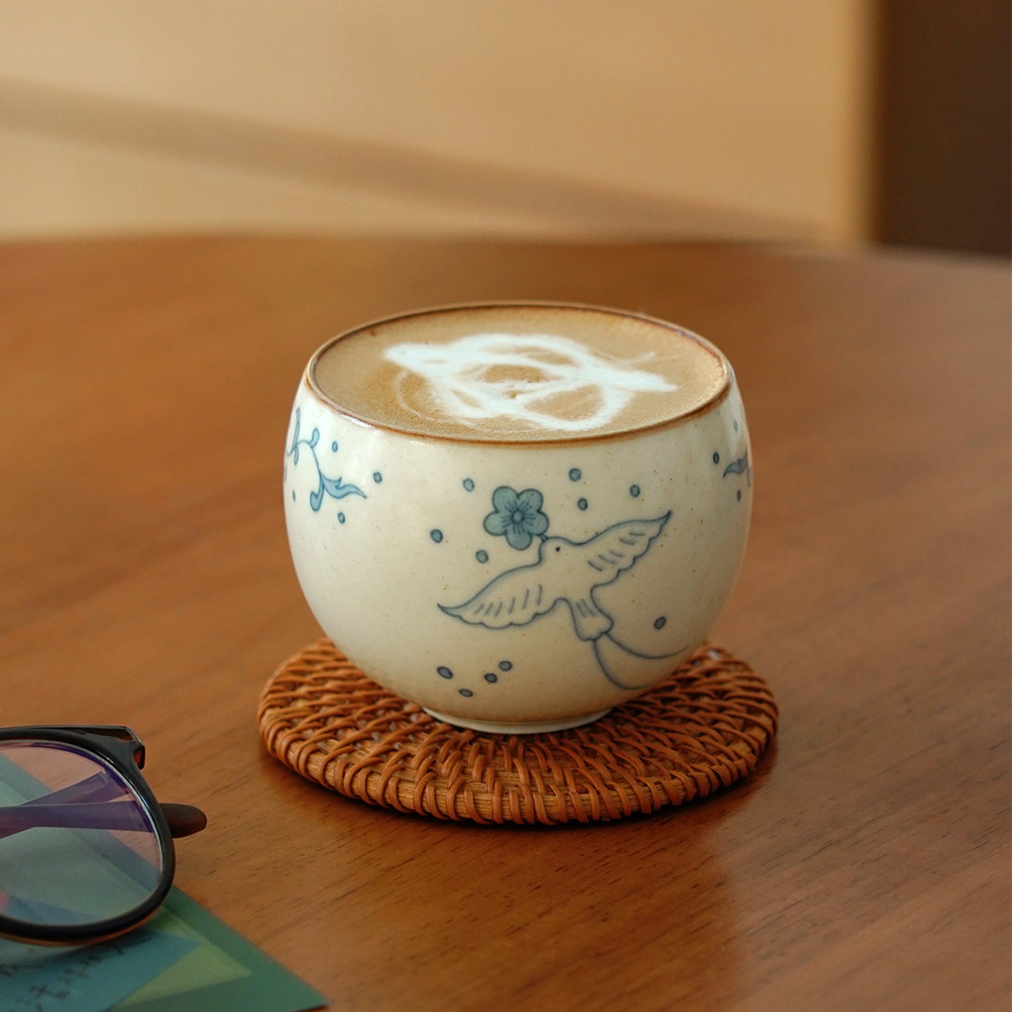 旷野集手绘花鸟青花蛋杯