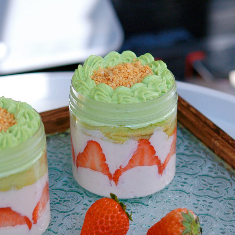 【悠悠小食光】开心果草莓奶霜罐子自制草莓酱下午茶甜品季节限,零食/坚果/特产,生日/节日蛋糕,淘宝优惠券,粉丝福利购,淘宝优惠卷