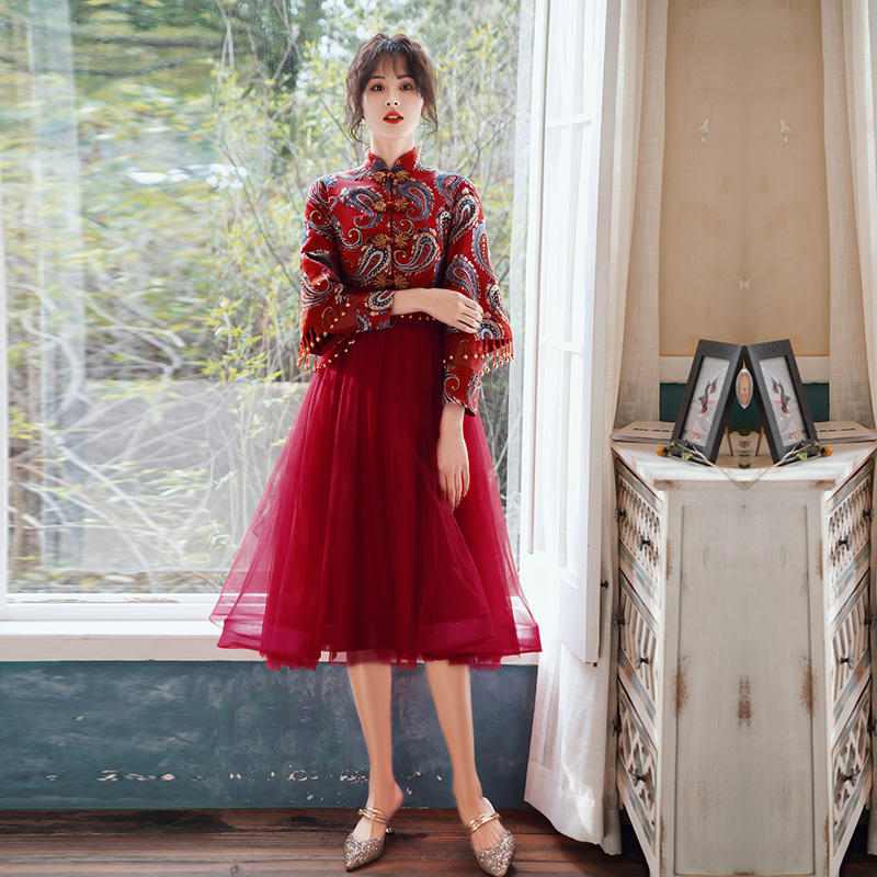 敬酒服酒红色新娘2021新款小个子结婚中式礼服平时可穿订婚连衣裙