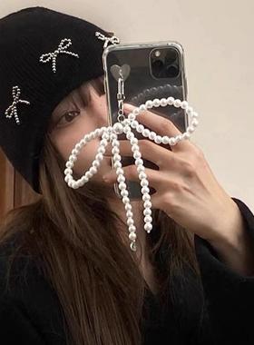 ins博主同款珍珠蝴蝶结挂件17适用iphone15pro max苹果13手机壳16