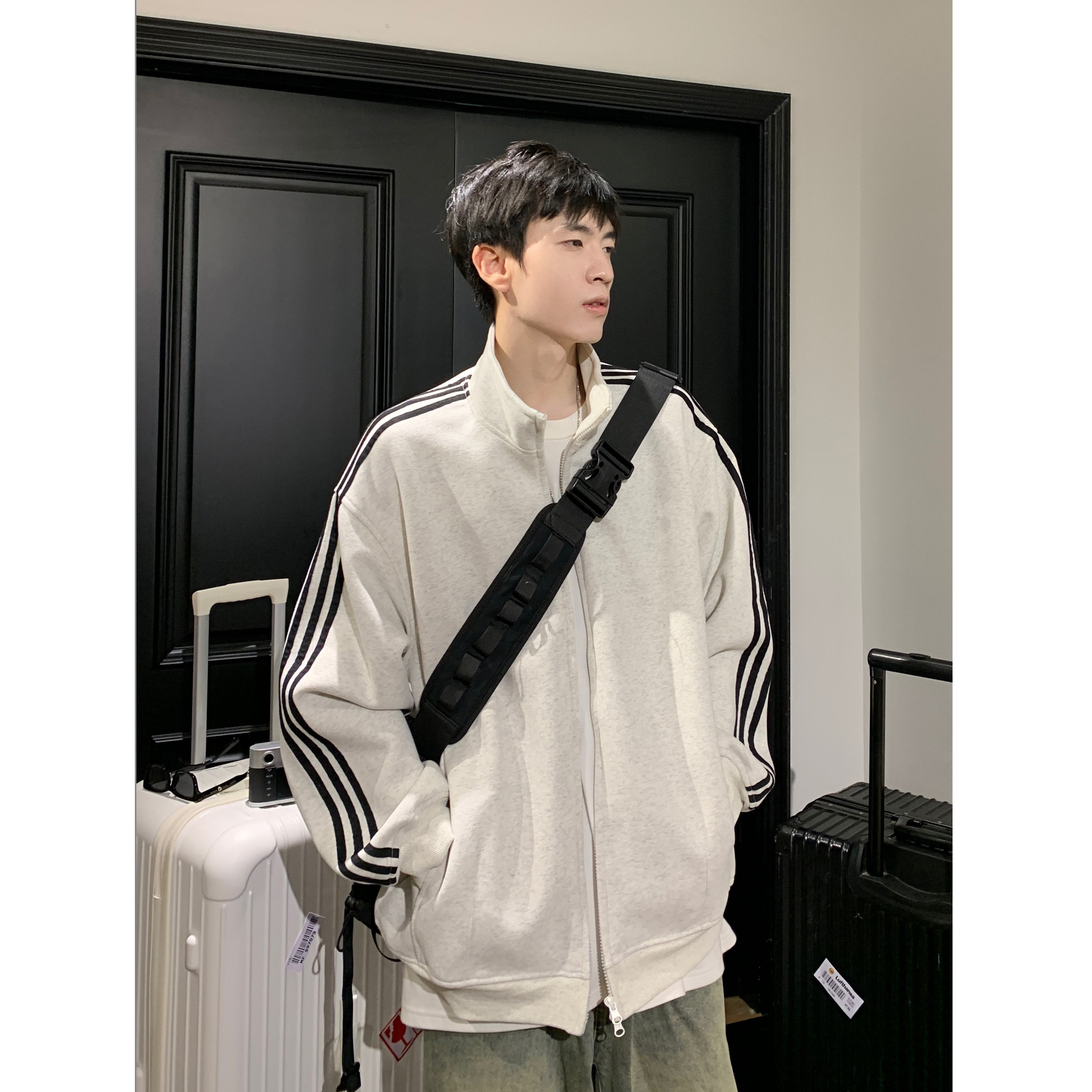 潮流百搭三条杠夹克外套男A425-W6306-P88控118面料65%棉35%聚酯,男装夹克,电商A425