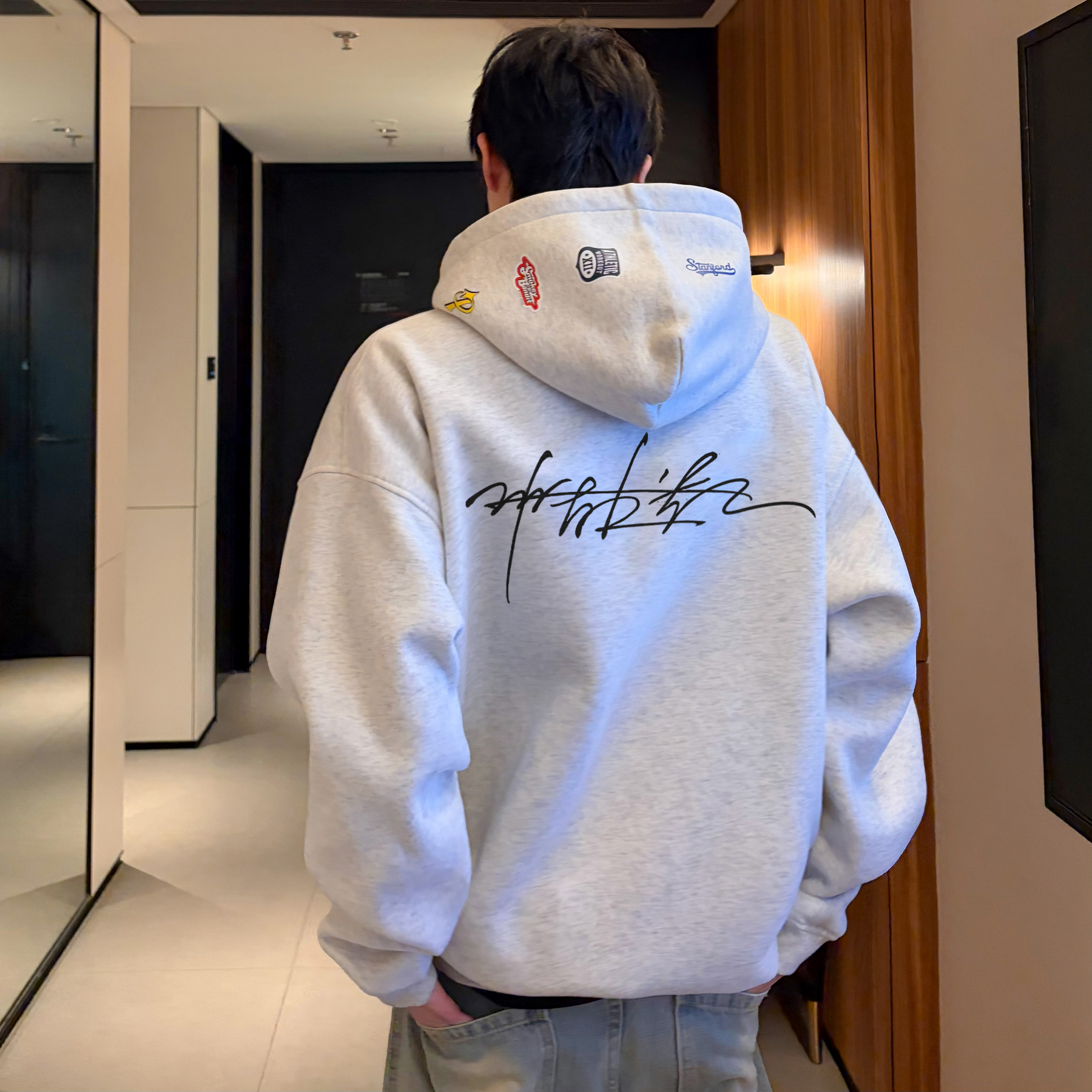 潮流字母排版连帽卫衣A425-Q4273-P65控78面料65%%棉35%聚酯，男装卫衣，电商A425