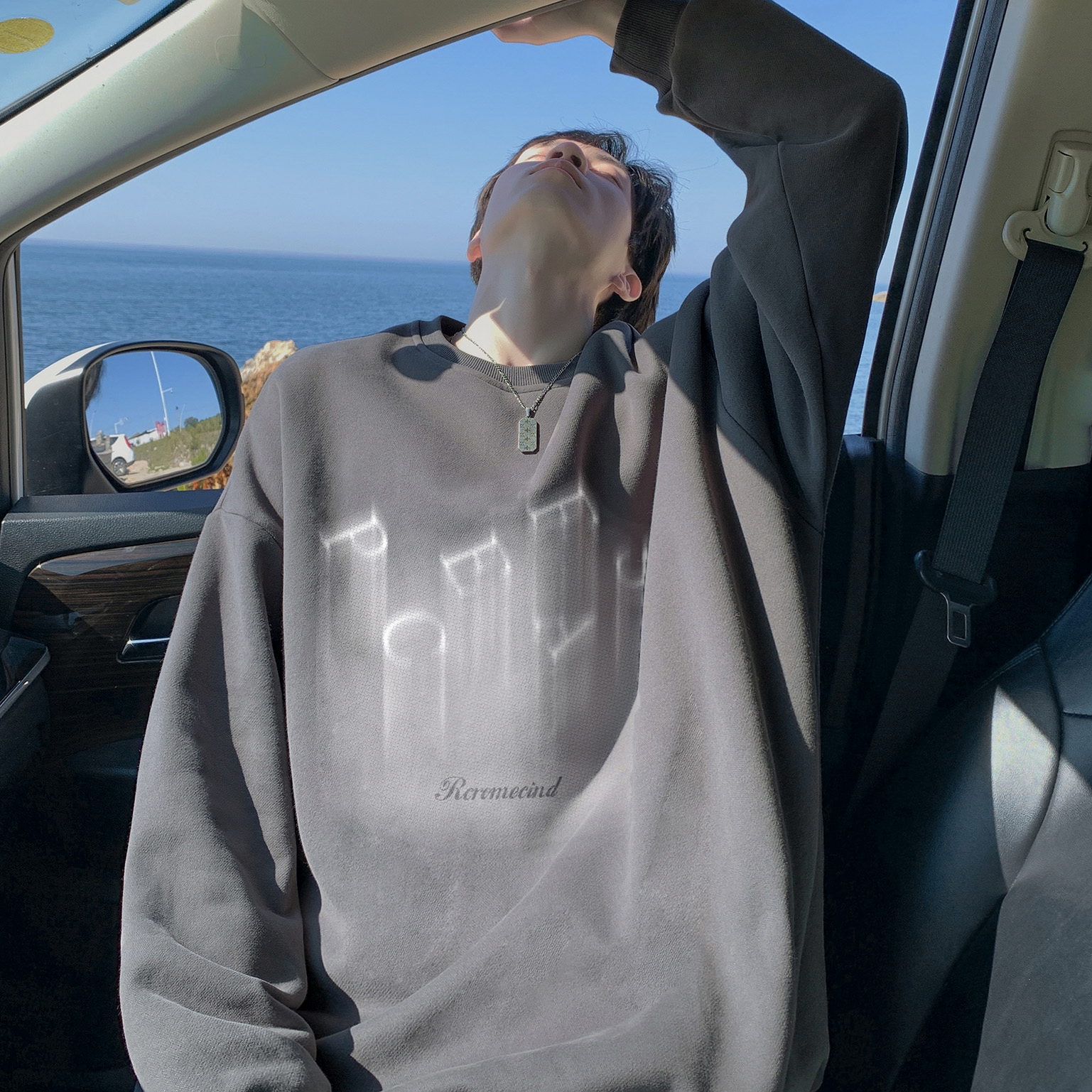 潮流模糊字母圆领卫衣男A425-G3622--P55控68面料65%棉35%聚酯，男装卫衣，电商A425