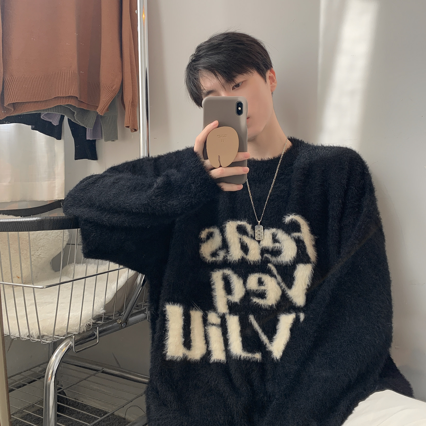 潮流字母圆领毛衣A425-M26370-P78控98面料聚酯，男装针织衫/毛衣，电商A425