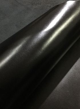 黑色亮面全植鞣牛皮头层半裁 马缰枥木风格厚约 2mm 高光蜡感硬挺