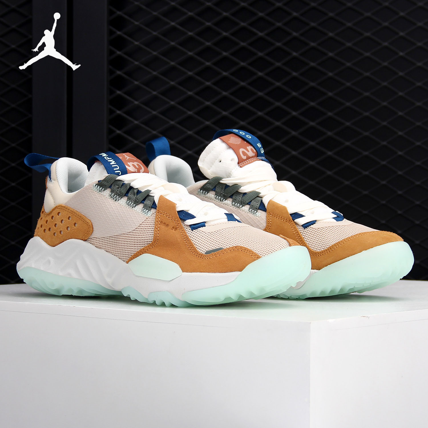 Nike/耐克正品 JORDAN DELTA 男女泡棉缓震耐磨篮球运动鞋DB5923