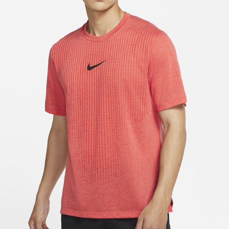 Nike/耐克男子吸湿排汗透气短袖