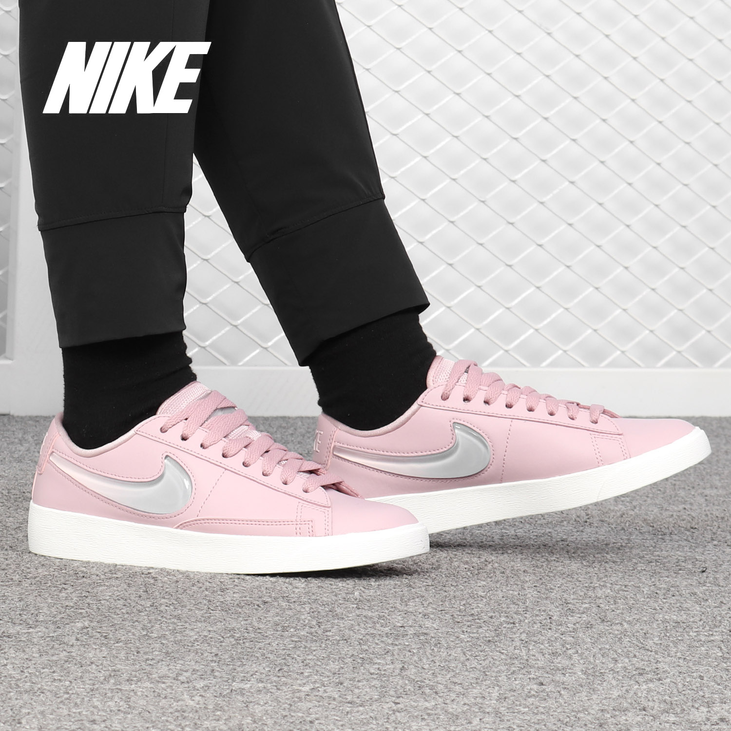 耐克正品春季新款女运动系带板鞋