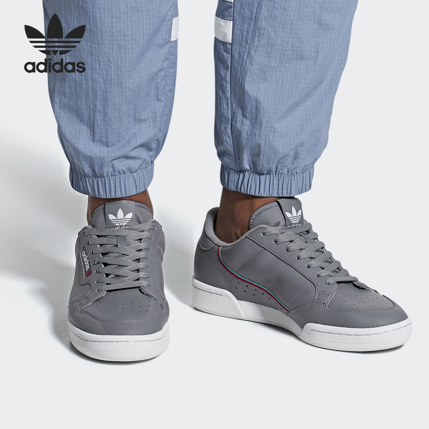 阿迪达斯正品男女同款运动板鞋