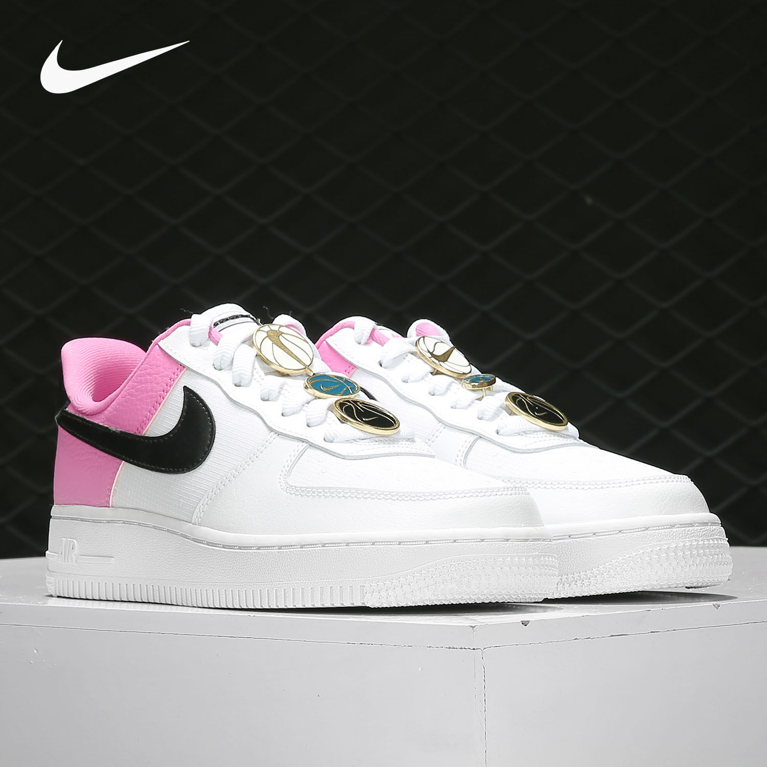 Nike/耐克正品 2019春夏新款 女子空一号运动休闲板鞋 AA0287