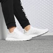 阿迪达斯正品 2018新款 Adidas Swift Run 女子运动跑步鞋 B37719