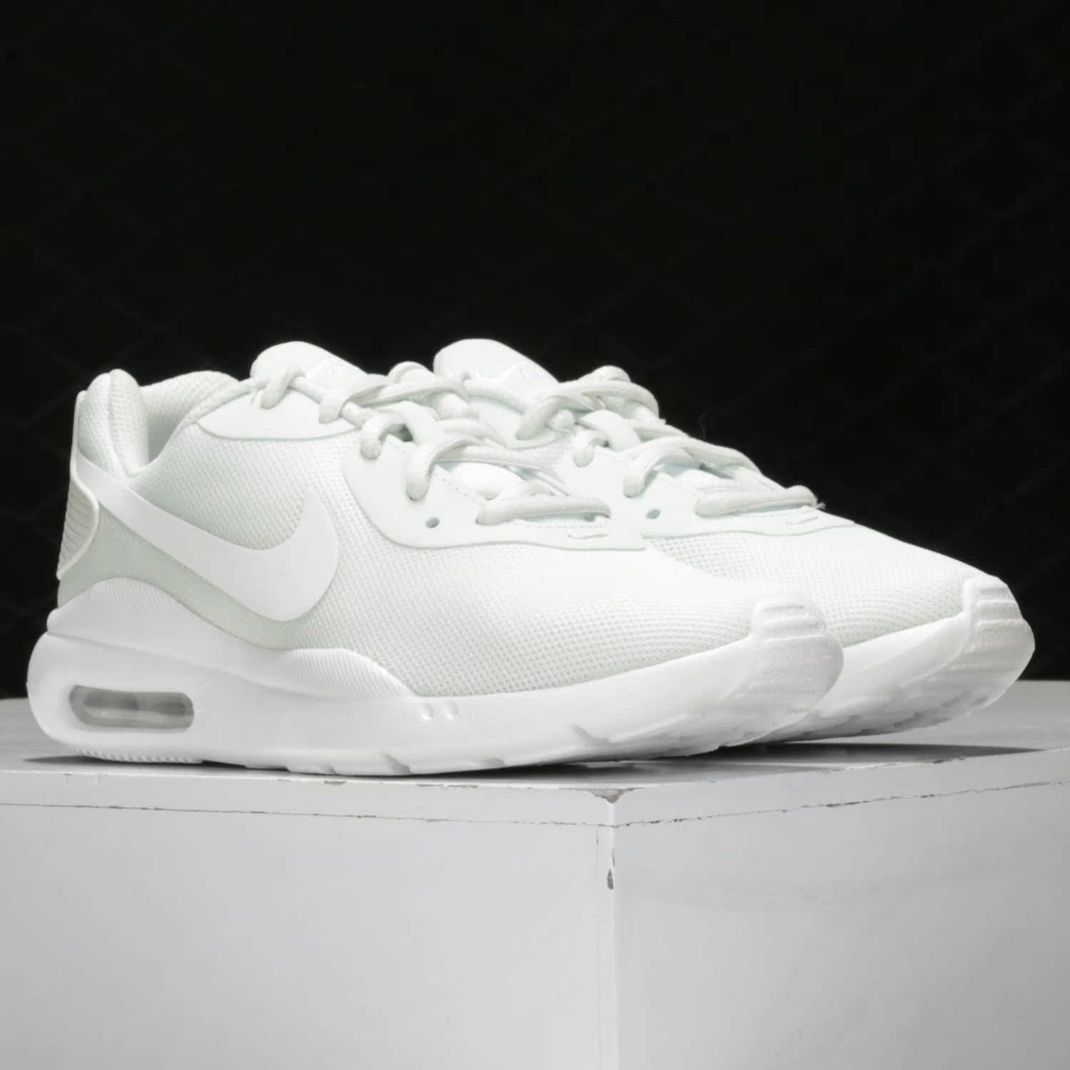 Nike/耐克正品2019新款AIR MAX女子休闲气垫低帮透气运动鞋AQ2231