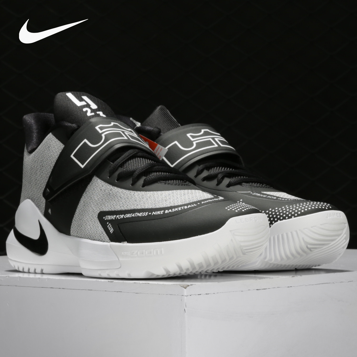 Nike/耐克AMBASSADOR XII LBJ 詹姆斯使节12湖人男子篮球鞋BQ5436 - 实物图