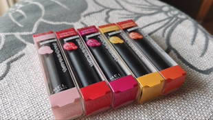 现货 Rimmel 日本春季新色美容液持久保湿润泽唇膏口红