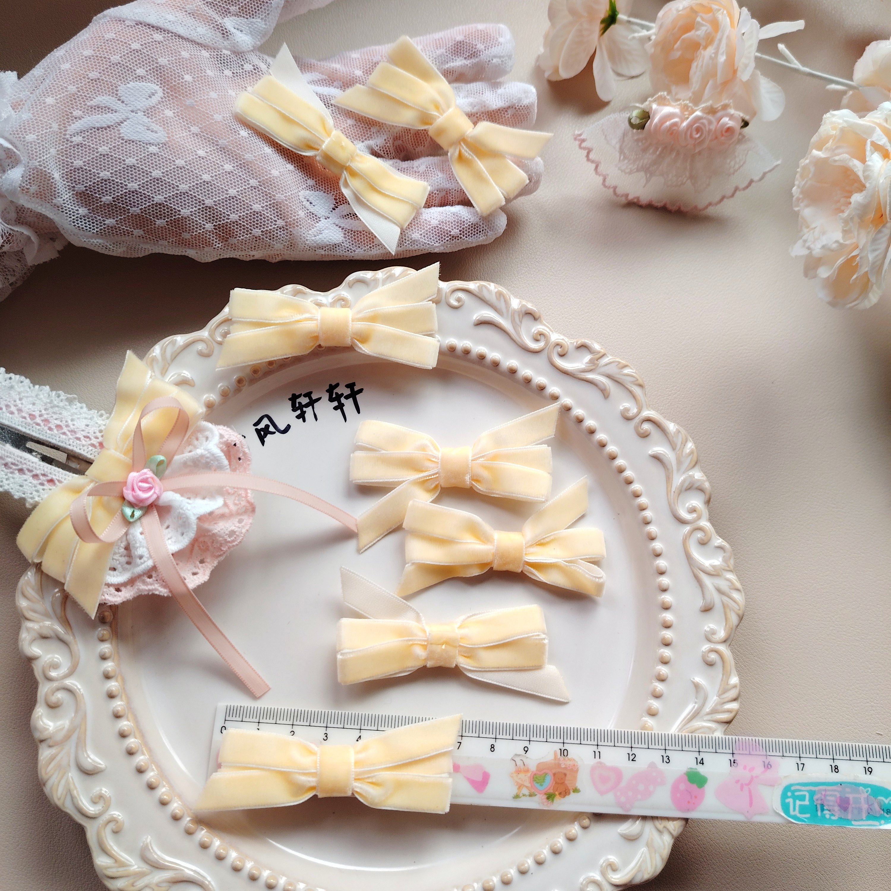 现货3个手缝绒面蝴蝶结奶黄系发夹边夹配件材料DIY
