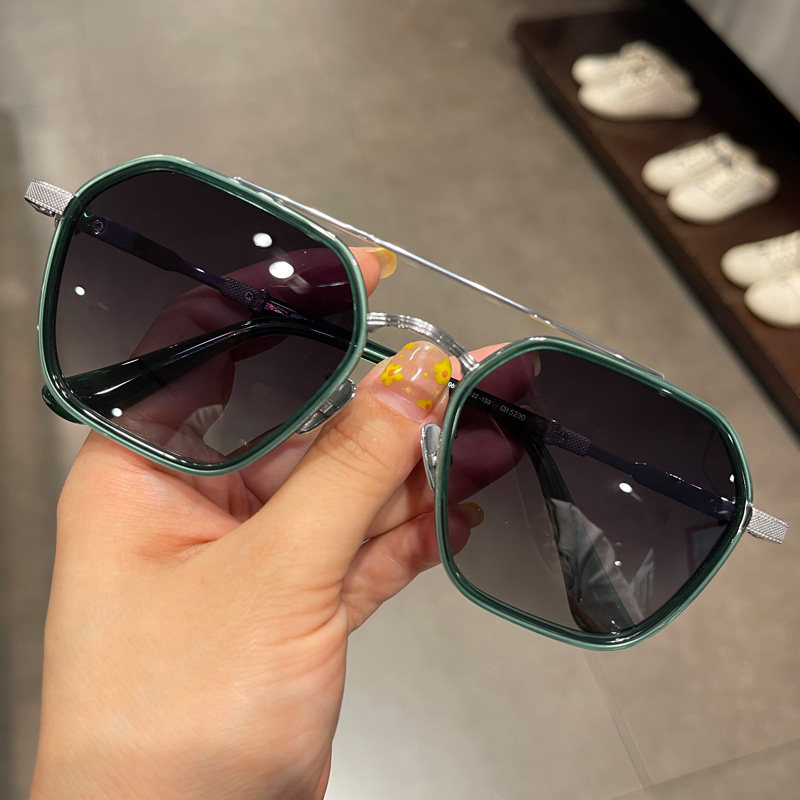 纯钛大框麦克心罗心新品可配近视