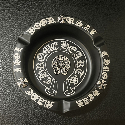 黑色时尚不锈钢烟灰缸