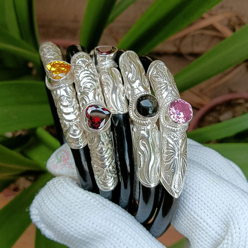 品艺人镶珠女黑海藤银S999手镯环