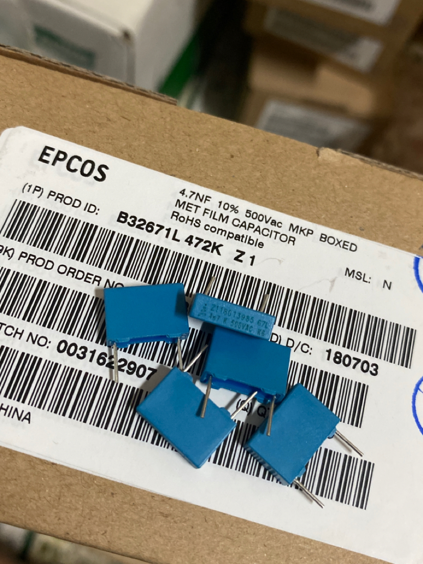 B32671L472K AC 500V 4.7NF/472 /4N7/4700PF EPCOS薄膜电容器P10