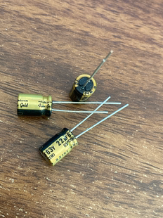 63V22UF 尼吉康FG铜脚签字版音频电解电容器 22UF 63V 8*12