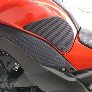 适用于川崎蟒蛇新款Z1000改装14-23年竞技赛道级油箱防滑贴保护贴