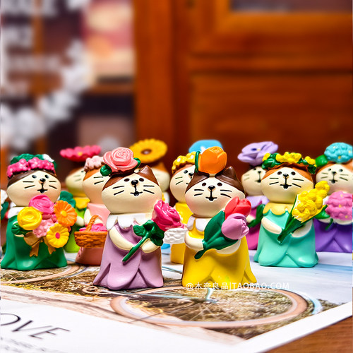 世界可爱猫咪桌面摆件