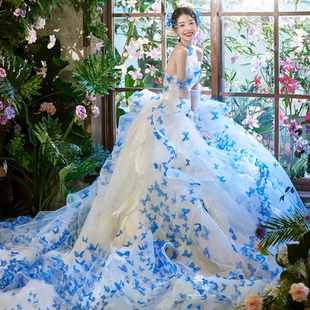 2025新款 蓝色蝴蝶彩纱旅拍室内摄影拖尾婚纱礼服 影楼拍照主题服装