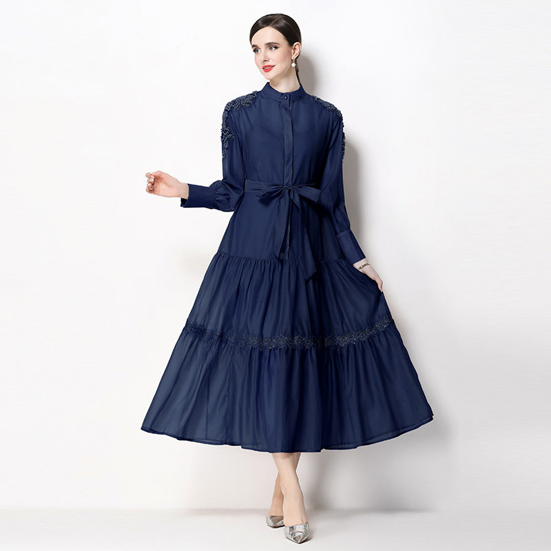 法式英伦风拍照好看的刺绣钉珠连衣裙名媛明星走秀大码蛋糕礼服女