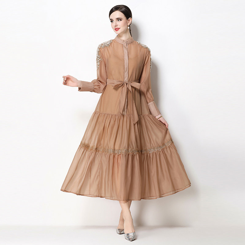 度假拍照好看很仙的刺绣钉珠欧式连衣裙名媛明星走秀大码蛋糕礼服