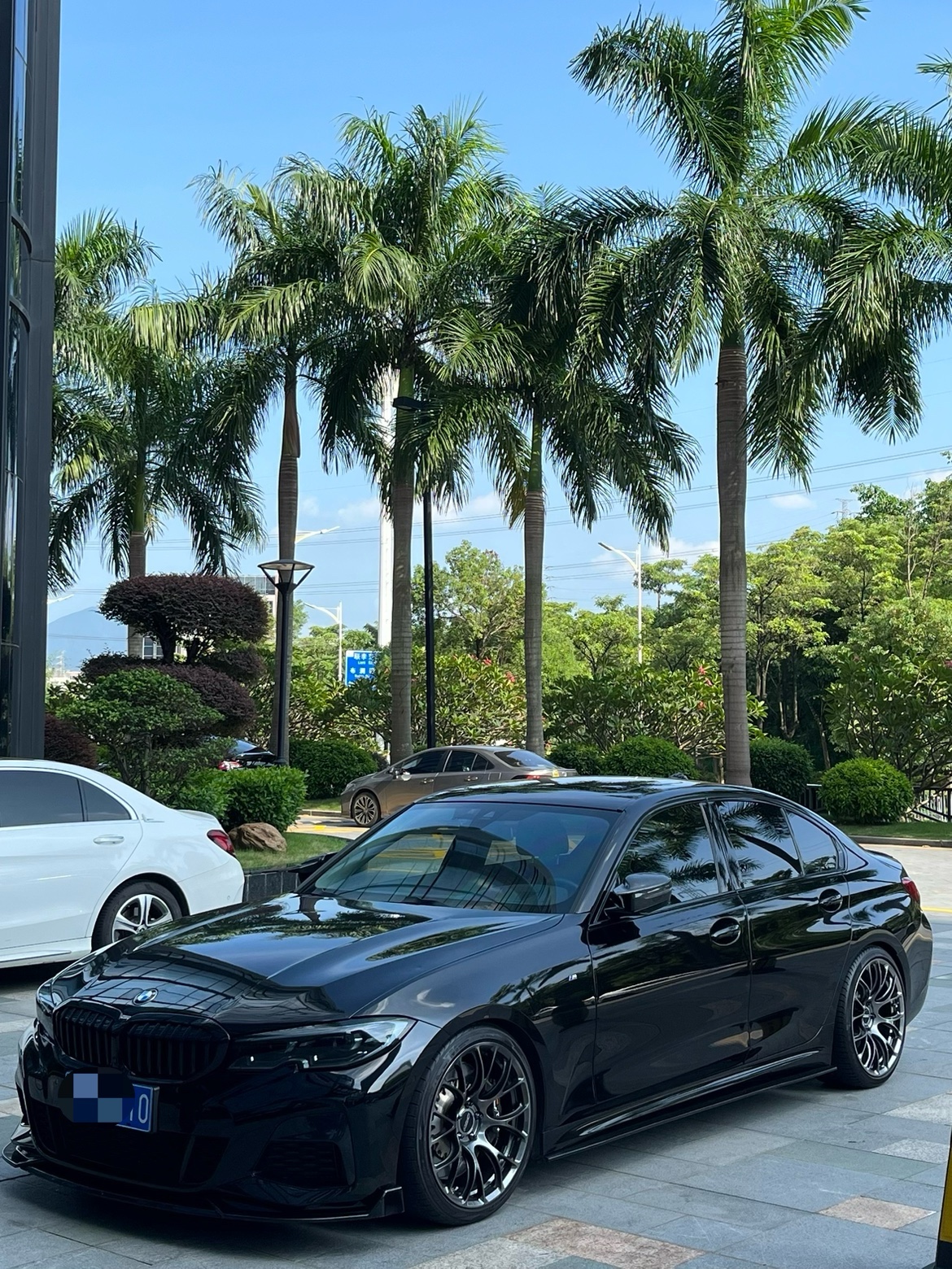 宝马3系外观改装CMST碳纤维亮黑侧裙