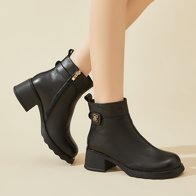 真皮马丁靴女英伦风2025新款秋季加绒粗跟短靴黑色保暖时装靴踝靴