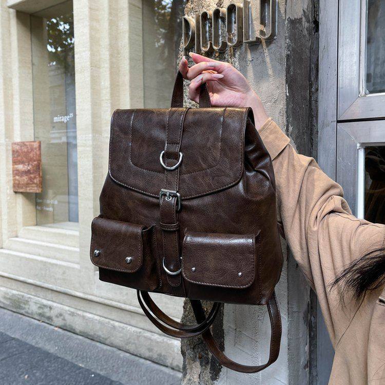原创小众复古褶皱双肩包通勤大学生皮质背包高级感电脑包男女书包