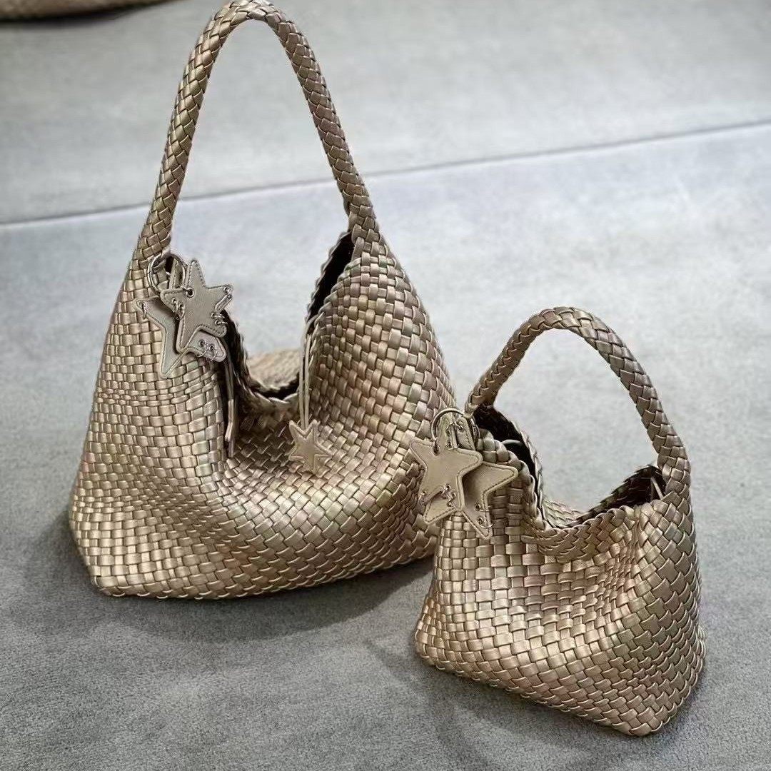 A man枪枪同款小众设计编织款大容量托特包女新款单肩包手提女包,箱包皮具/热销女包/男包,托特包,淘宝优惠券,粉丝福利购,淘宝优惠卷