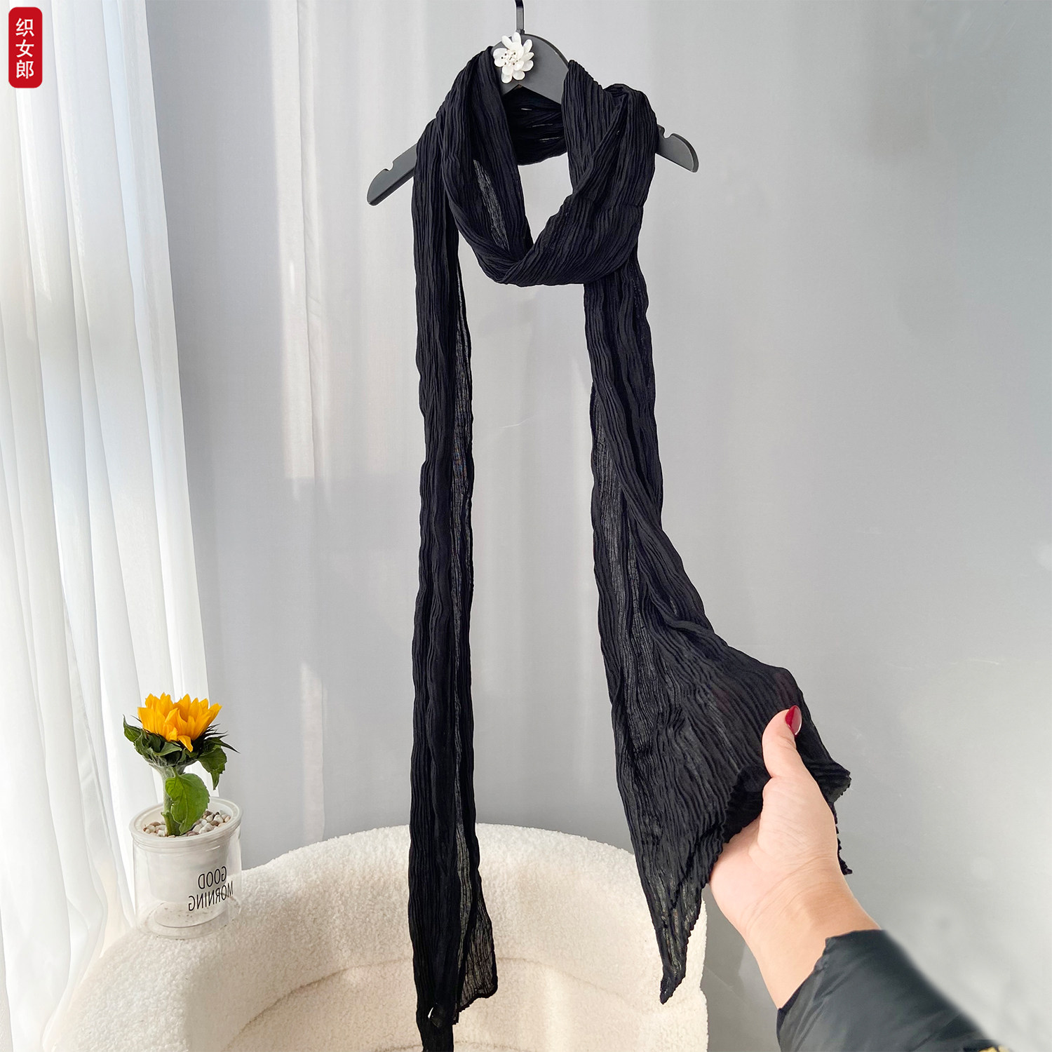 韩版褶皱棉麻围巾女春夏季细长条纯色百搭护颈椎黑色薄款丝巾围脖