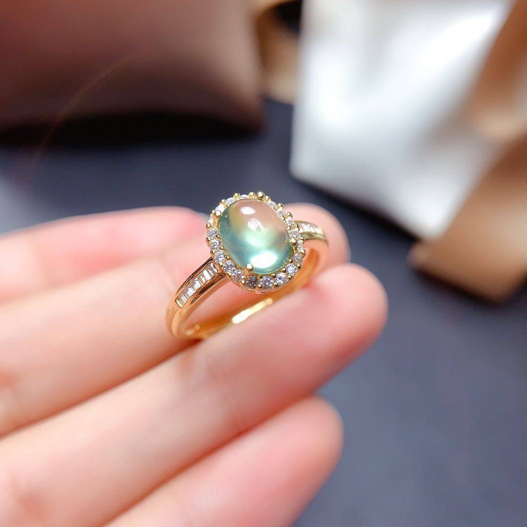特惠天然葡萄石戒指 新鲜出炉主石6*8mm 925银镀金精工镶嵌