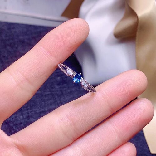 天然伦敦蓝蓝托帕石戒指 全净体爆闪主石3*4mm925银精工镶嵌 特惠