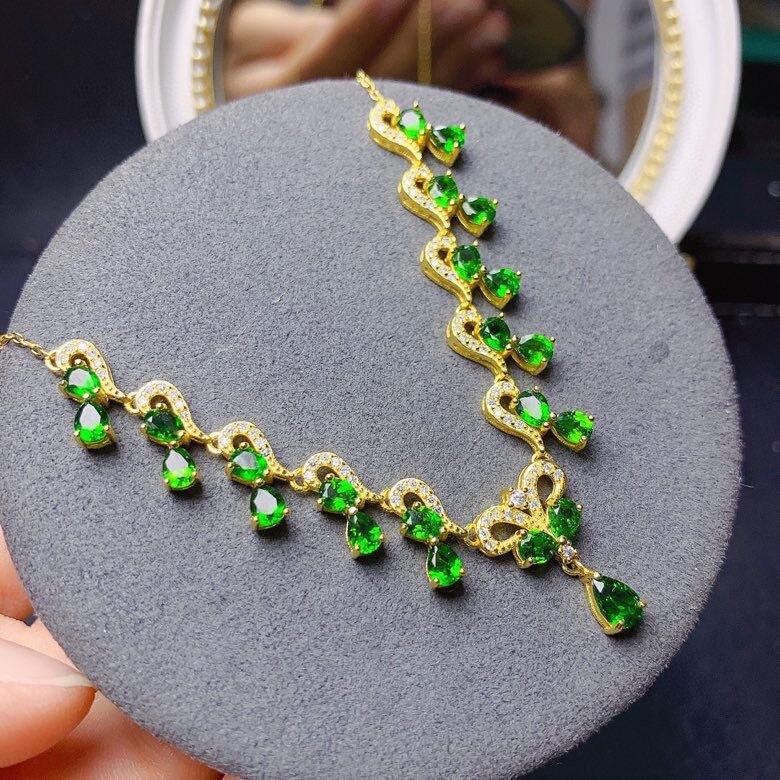 新款天然透辉石项链 天然透辉彩虹色石3*4mm925银精工镶嵌锁骨链