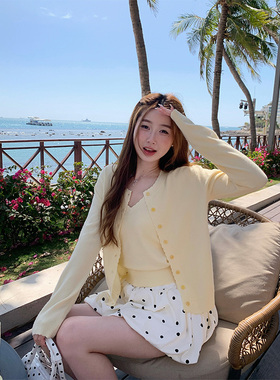 汤圆不圆3/23 AM00:00新势力周 新品八折 吊带开衫两件套针织套装