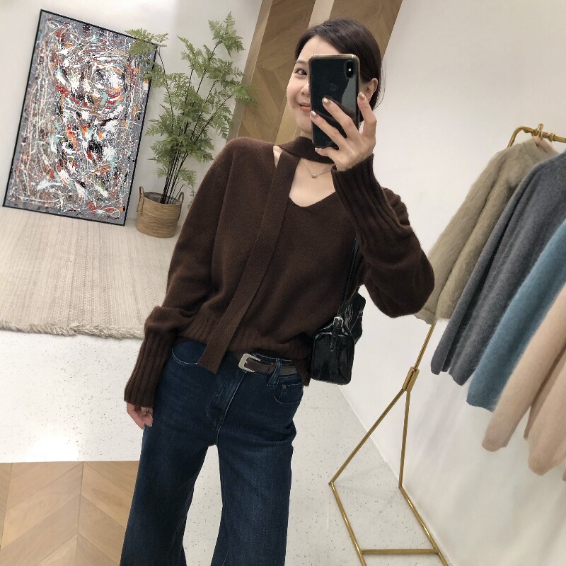 秋冬新款简约慵懒风v领百搭羊毛针织衫女韩系设计感小众飘带上衣