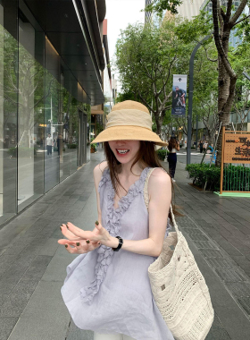 小个子ootd穿搭一整套夏日度假风花边V领无袖背心高腰直筒裤套装