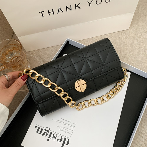 流行新款潮网红绣线链条法棍包