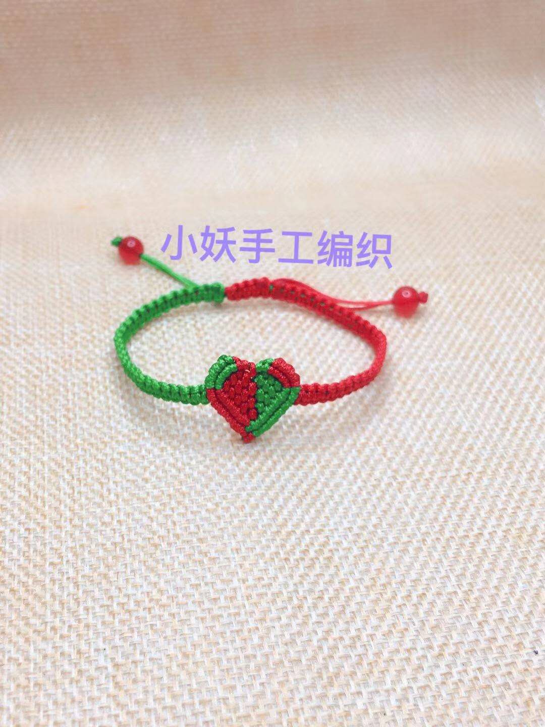 手工编织绿瘦红肥双色爱心