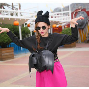 新款爱心女士个性背包女包软包黑天使魔鬼蝙蝠翅膀双肩背包街头8c