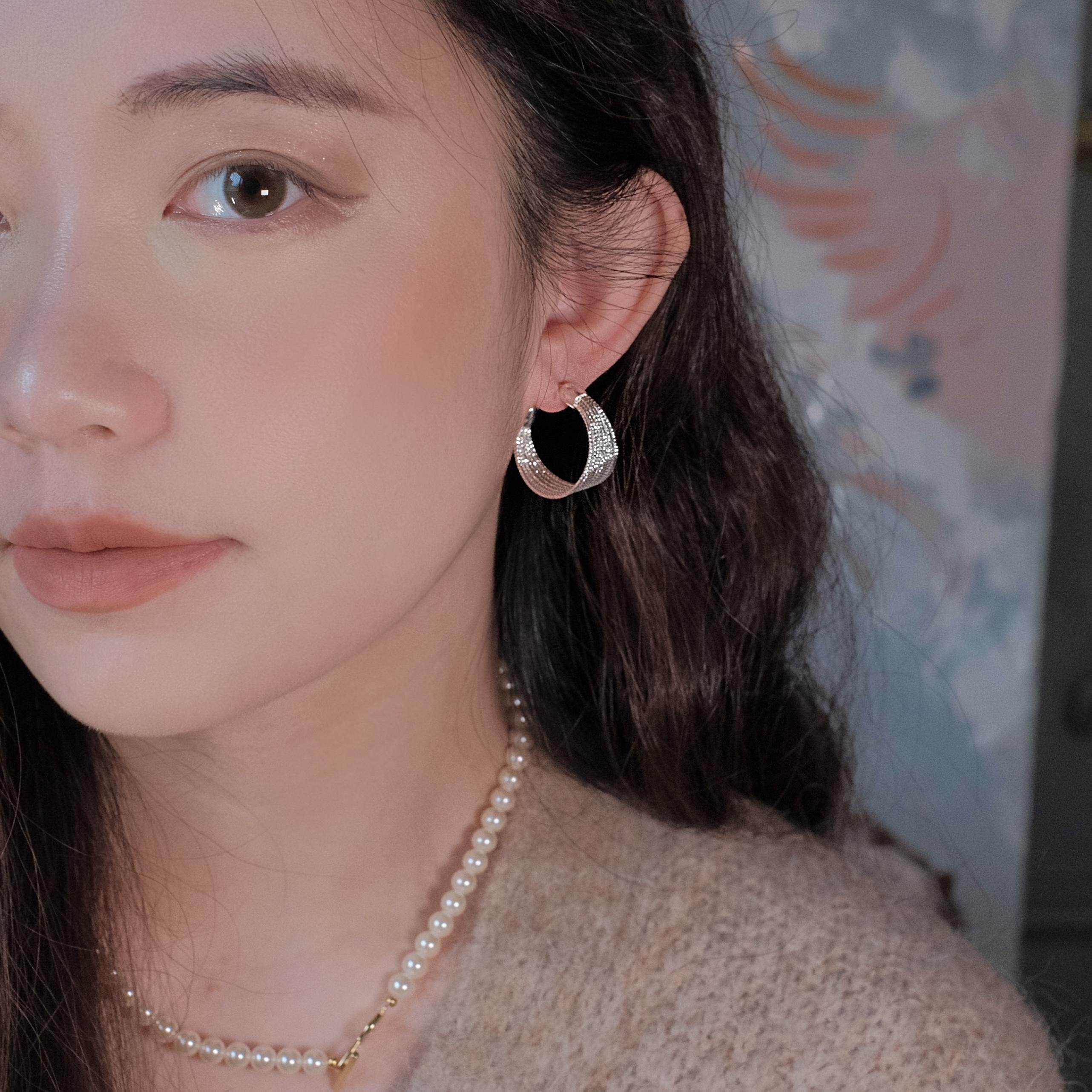 《摇曳舞会》复古港风高级感时髦金银多线条半圆金属耳圈耳环耳夹