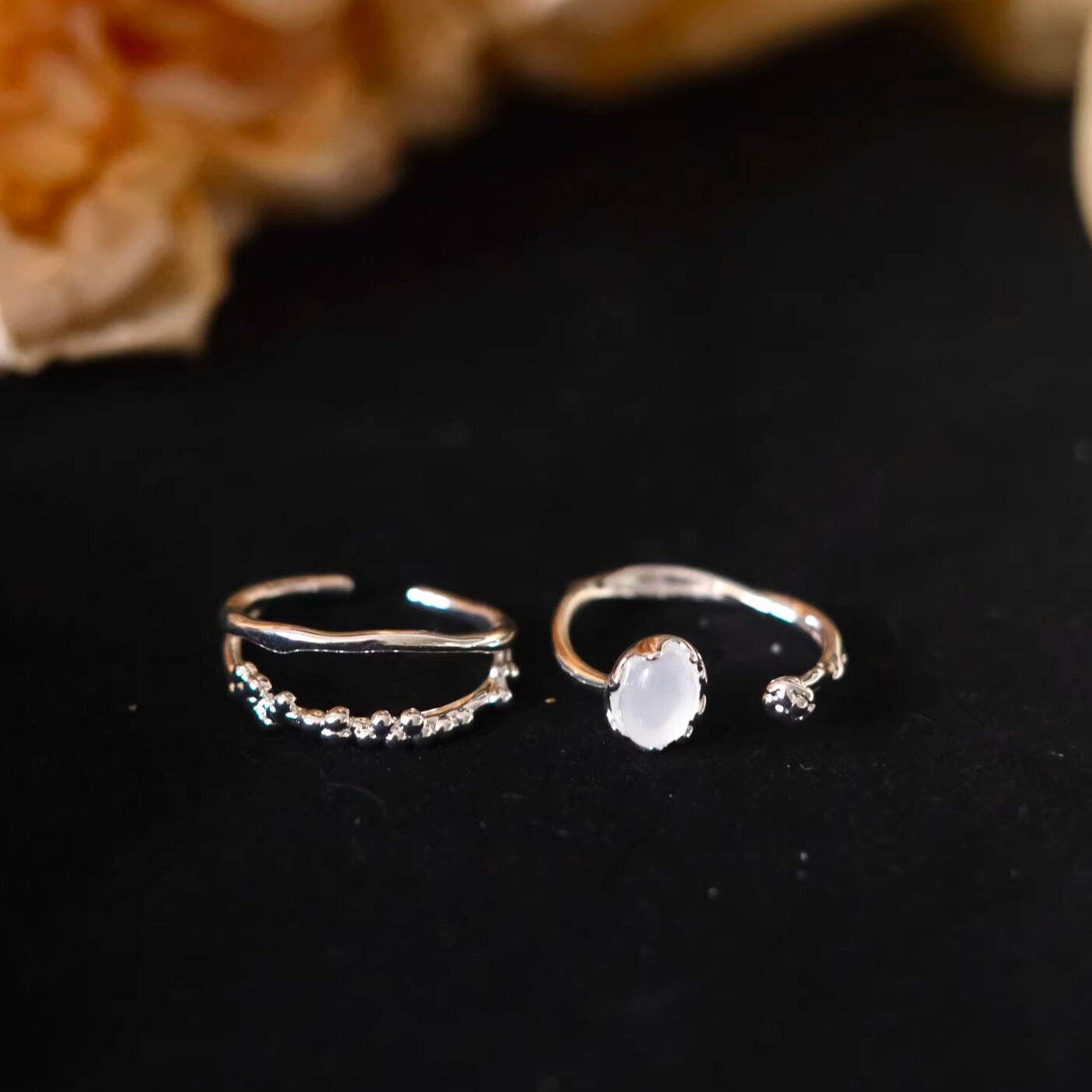 《白雾岛》精致轻奢简约小众冷淡风蛋白石双层银色金属戒指可调节