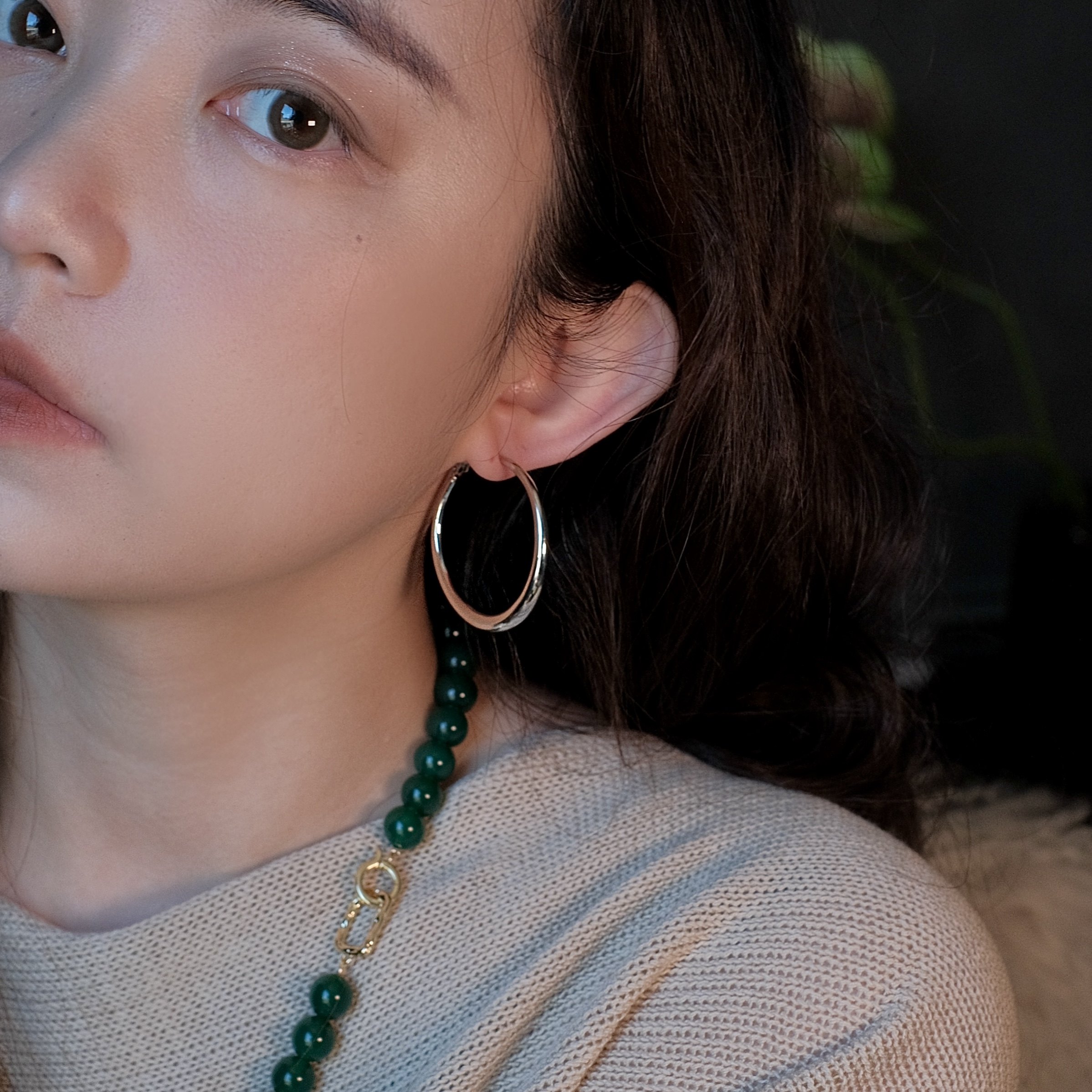 《极简亮面耳圈》法式百搭简约银色小众高级感素圈耳环耳饰耳夹女