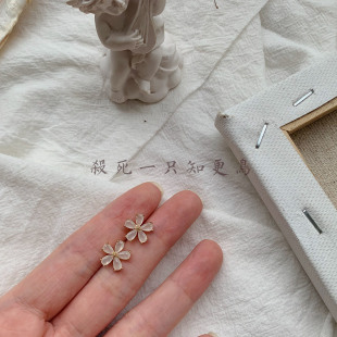 「知更鸟」樱花树下 原创手作极简超仙女清新花朵925纯银耳钉 包邮
