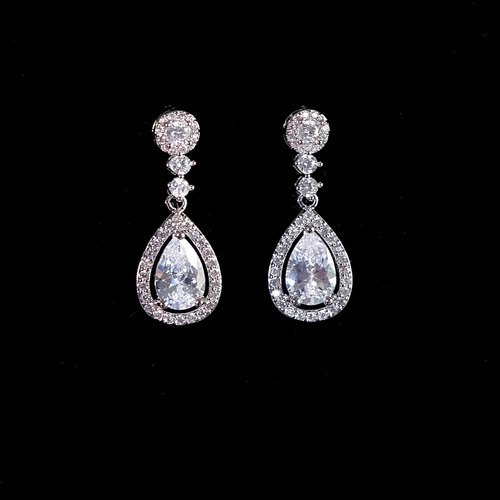 爆闪满钻银色水滴优雅耳钉耳夹女