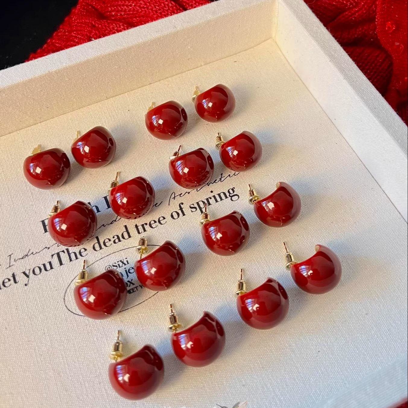 《车厘子红》复古法式简约高级感酒红色显白耳钉耳夹安可拉红耳环