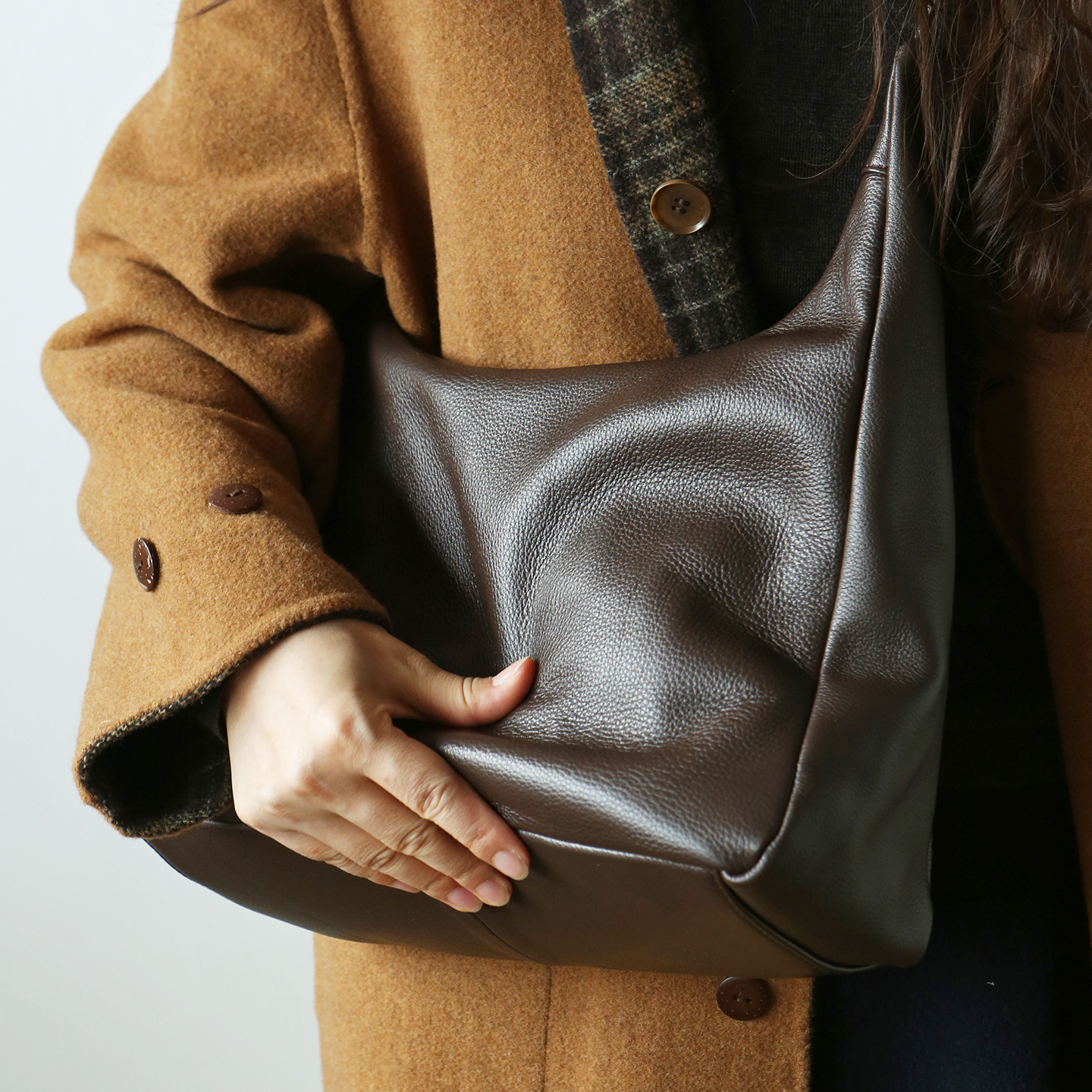 真皮单肩包软牛皮斜挎包大容量